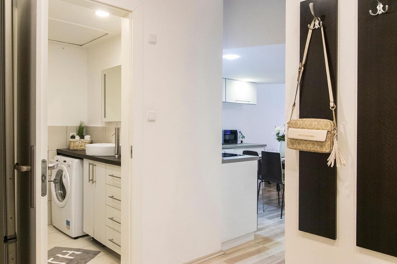 בודפשט Real Apartments Semmelweis II מראה חיצוני תמונה